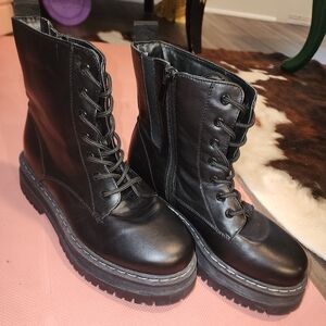 Platform combat boots